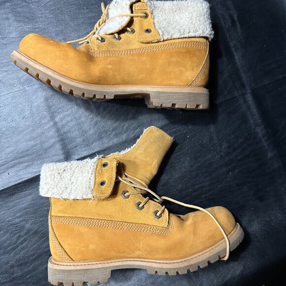 Timberland Warm-Lined Roll-Top Waterproof Boots - Picture 2 of 3